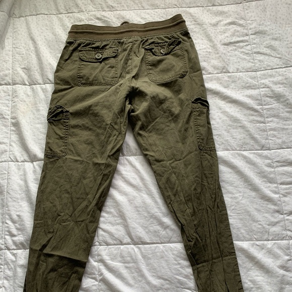 Green Boathouse Cargo Pants - Picture 2 of 4